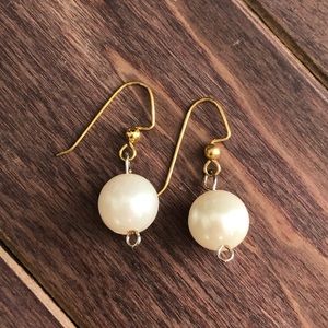 Free with Purchase - Faux Pearl Earrings